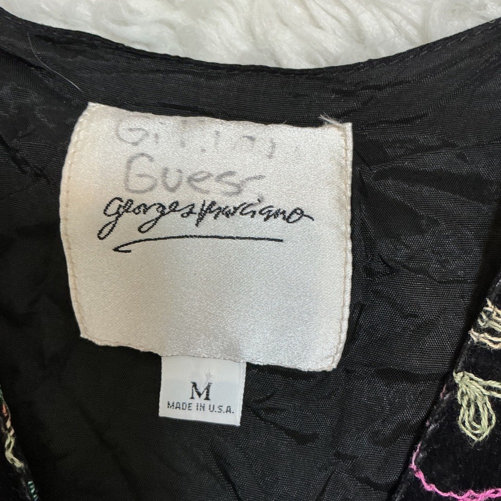 Vintage GUESS by Georges Marciano Embroidered Velvet Vest Made USA Floral Boho M - Picture 3 of 8